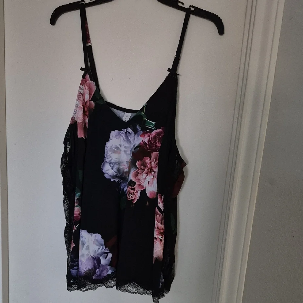 Cacique Black Floral 2-peice Pajamas Set with Pink & Purple Blooms In - 22/24 - Picture 5 of 9